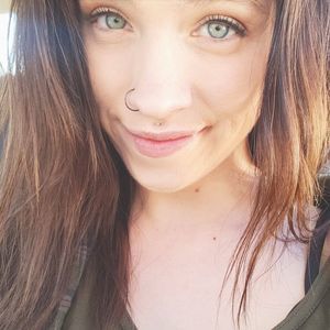 Meet your Posher, Alayna